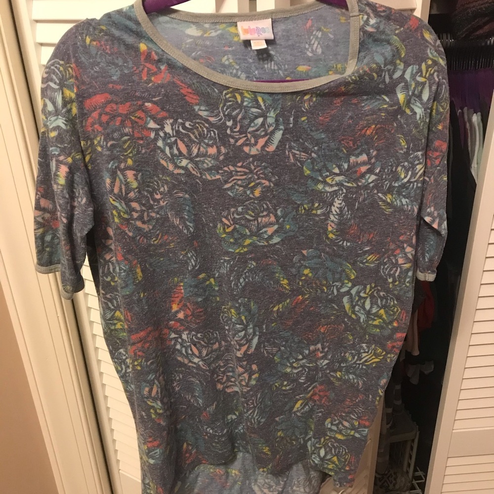 Grey with Roses LuLaRoe Irma - size XXS